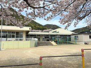 香登認定こども園園舎