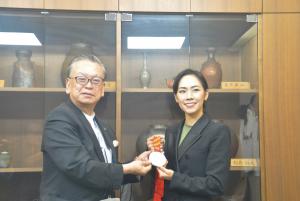 小松原さん表敬訪問３