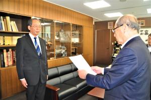 新教育長