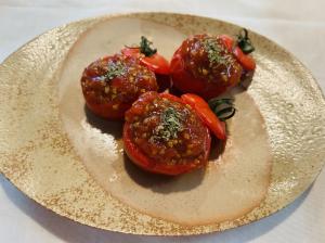 令和７年７月備前の味ミディトマトの肉詰め