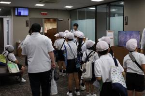 議場に到着したところ